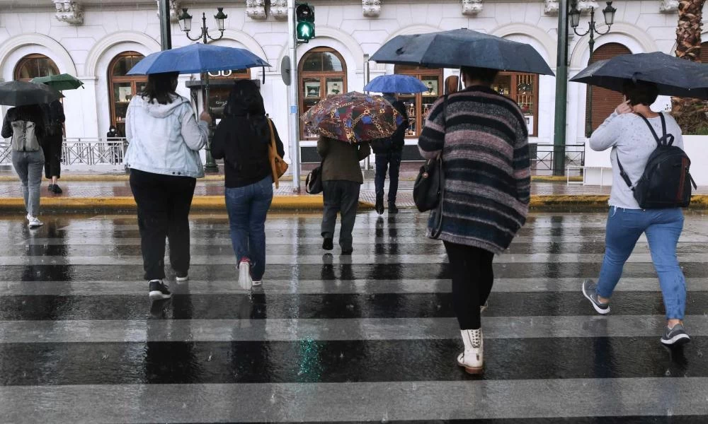 Καιρός meteo: Καταιγίδες και χαλάζι την Κυριακή 5 Δεκεμβρίου